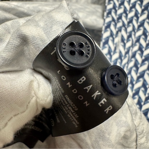 Ted Baker London Slim Fit Blue Geometric Print Shirt (Size 4 / L) - Picture 9 of 16